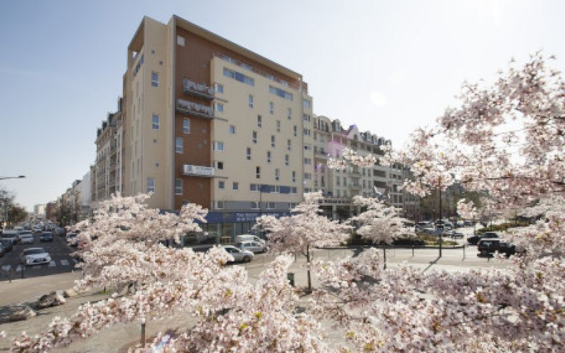 Les Estudines Paris Ivry