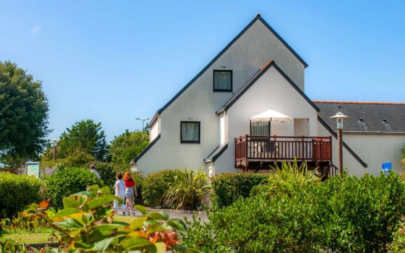 Les Voiles Blanches***