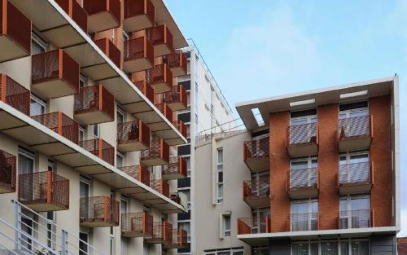 Les Estudines Paris Ivry