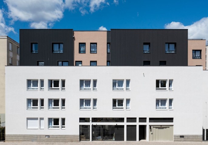 Seven Lodge 2, Lyon
